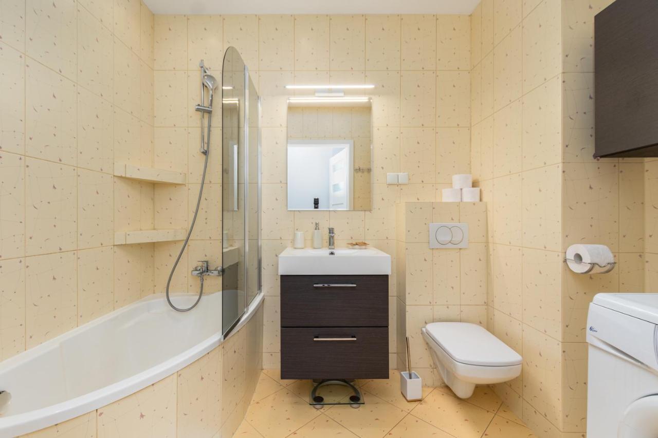 Zadumana 3/5 By Homeprime Варшава Екстер'єр фото